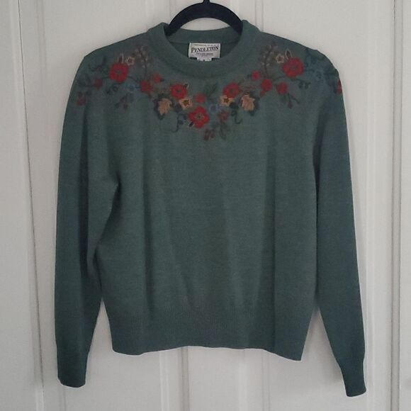 Pendleton 100% Merino Wool Beaded and Embroidered Green Sweater - Picture 2 of 8